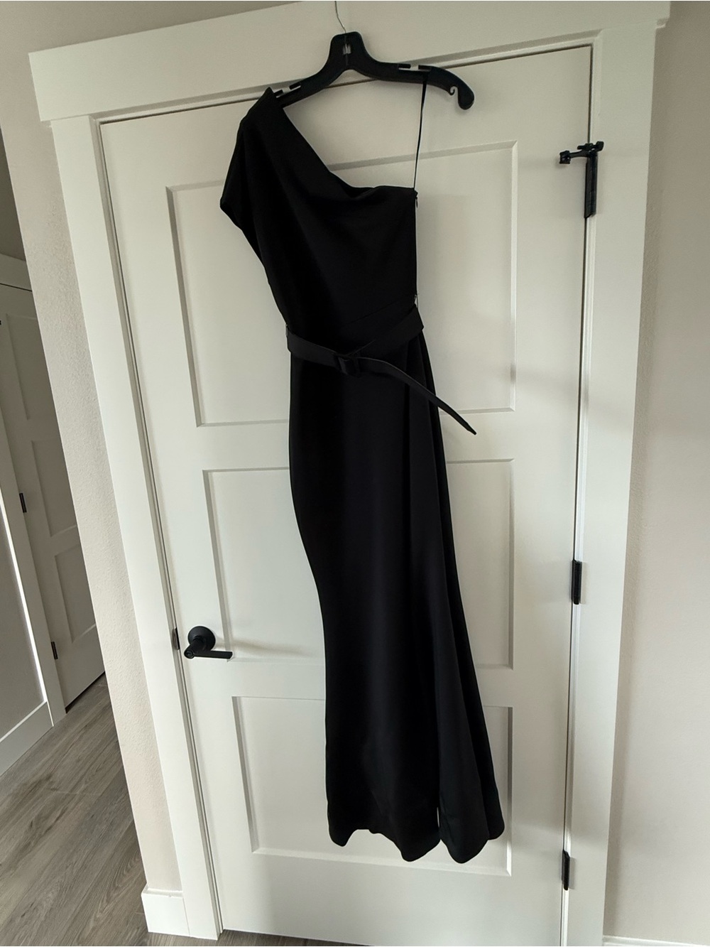 Badgley Mischka Black One-Shoulder Evening Gown